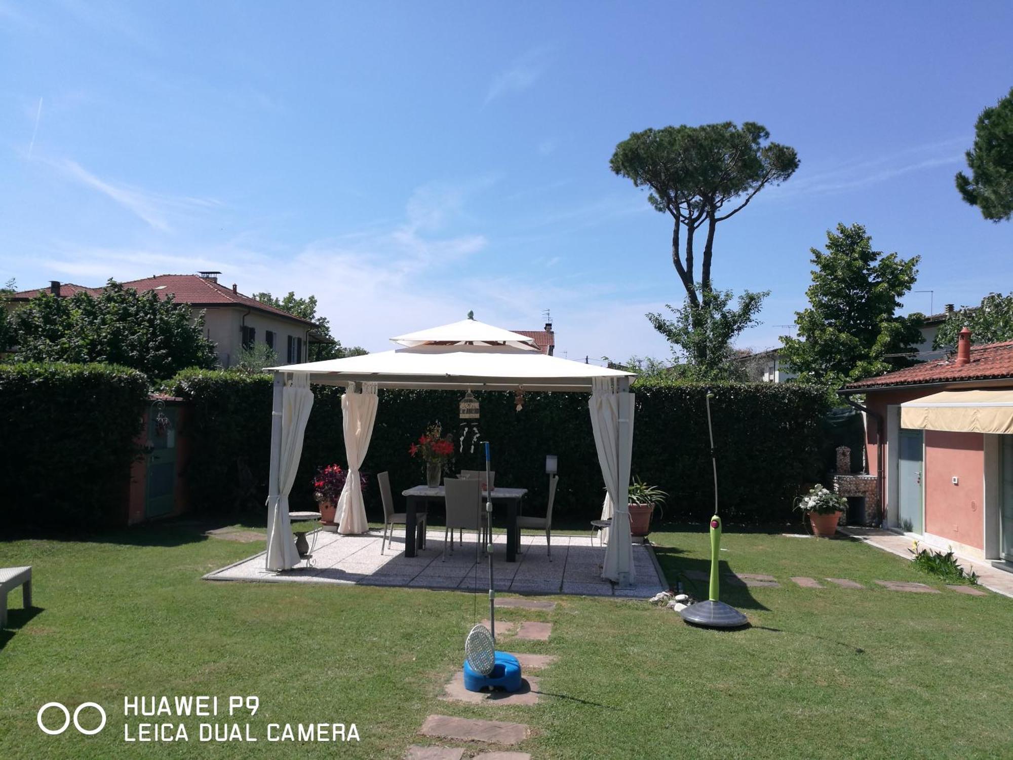 Giusy Bed And Breakfast Marina Di Carrara Exteriér fotografie